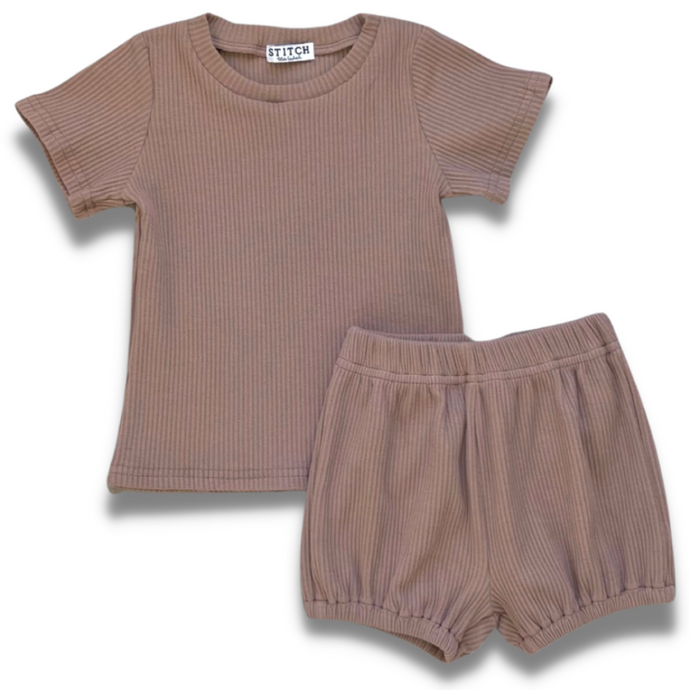 THE RIBBED SHORTIE SET